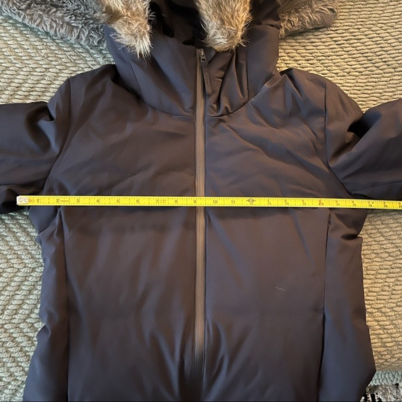 Uniqlo Navy Blue Hooded Puffer Jacket - Picture 4 of 4